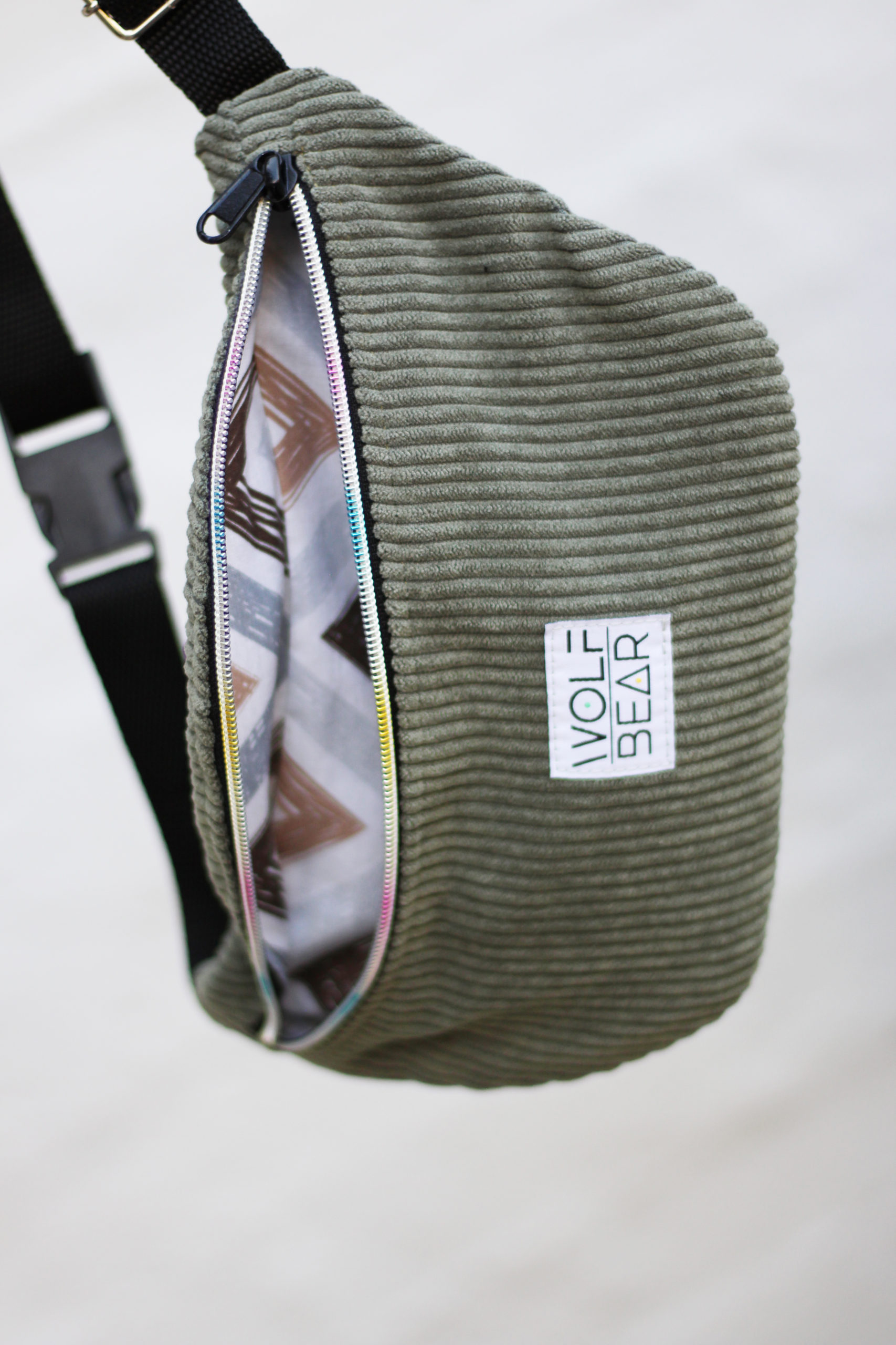 Corduroy Moonbag - Image 4